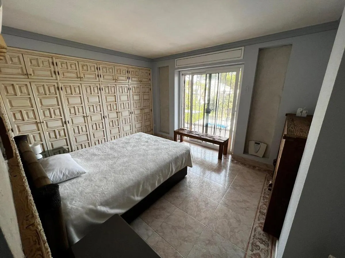 Happy Home Girona 0*,  Spain