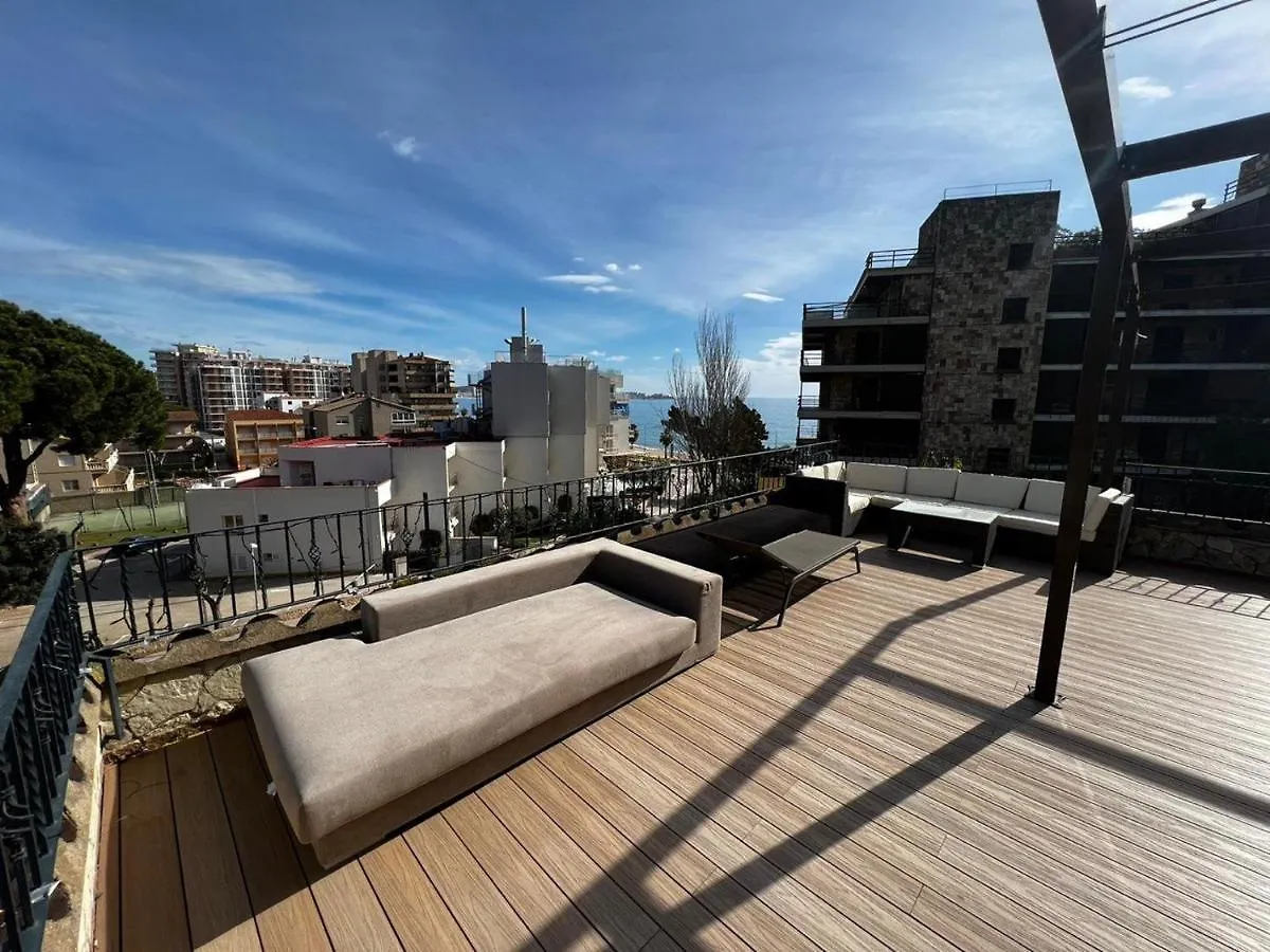 Holiday home Happy Home Girona
